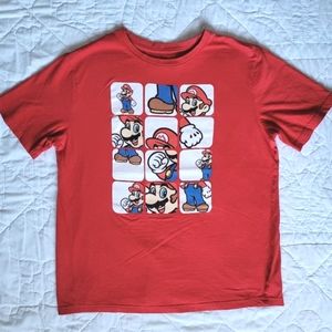 2/$15 🌼 Super Mario Squares Tee